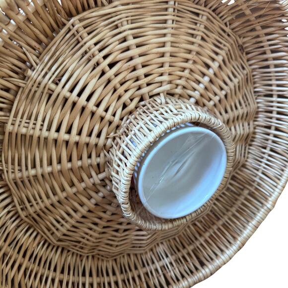 Vintage Wicker Chip and Dip Basket with Ceramic Chili Pepper Bowl – 13” Diameter - Picture 6 of 9